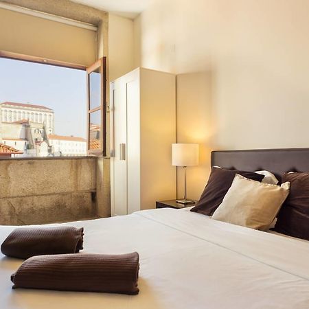 Low Cost Tourist Apartments - Palacio Da Bolsa Porto Room photo